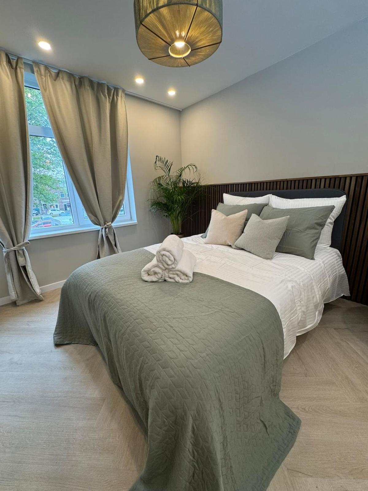 The Stylish Gem Of Aprt R1 Apartment *